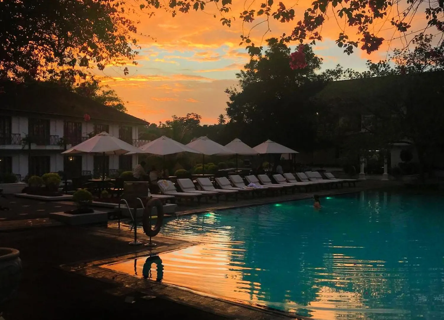 Mahaweli Reach Hotel Kandy