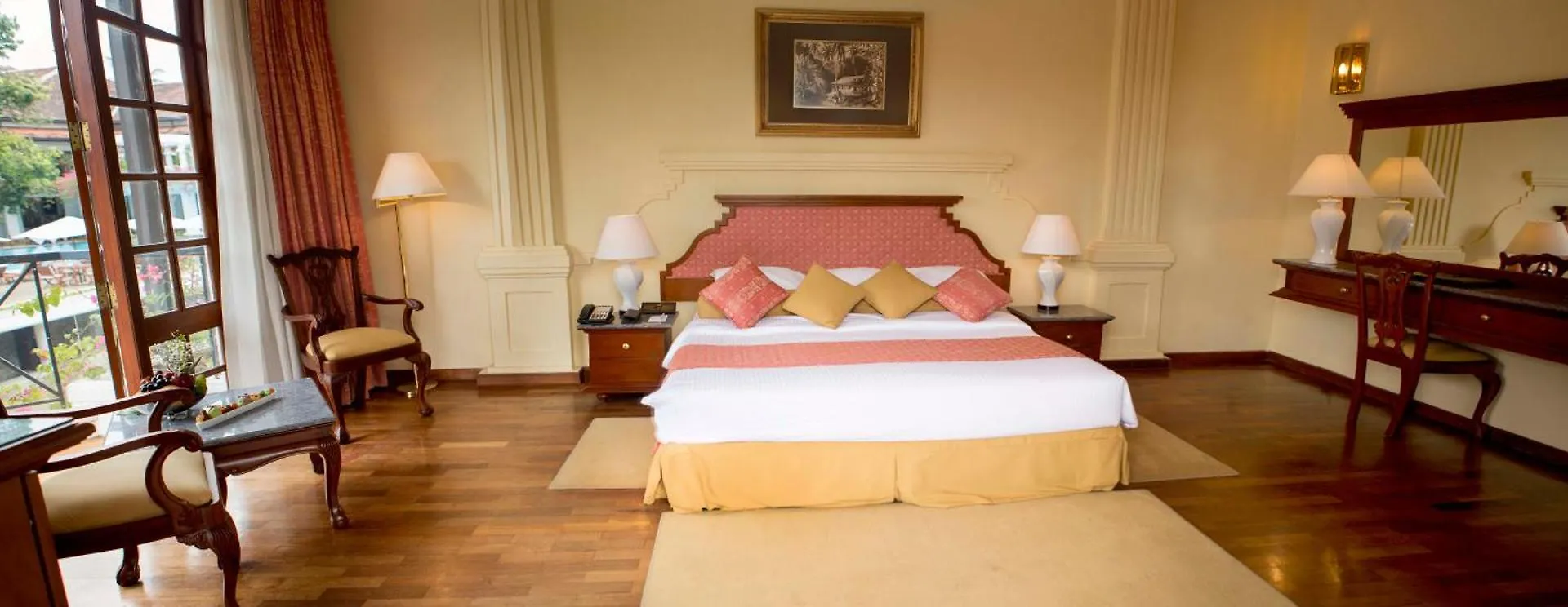 Mahaweli Reach Hotel Kandy