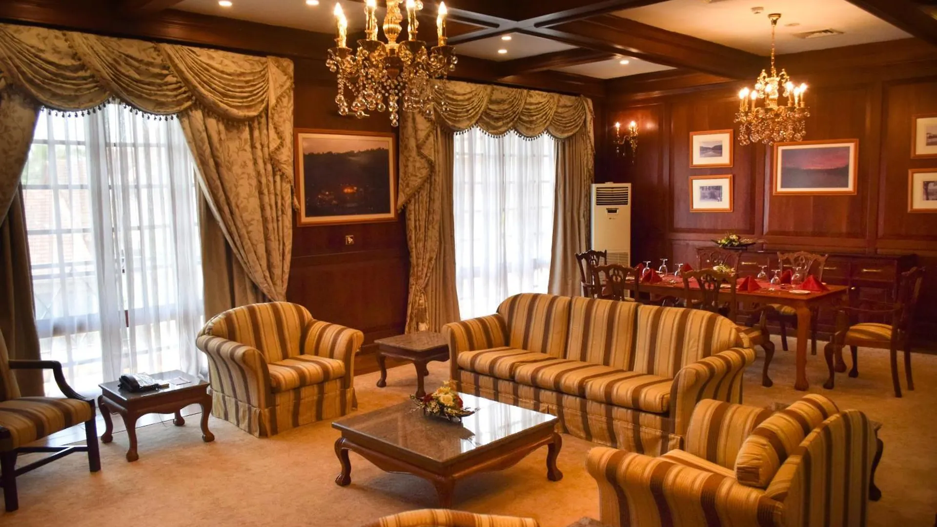 *****  Mahaweli Reach Hotel Kandy Sri Lanka