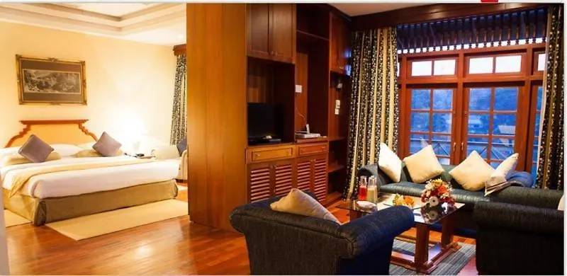 Mahaweli Reach Hotel Канди Шри-Ланка
