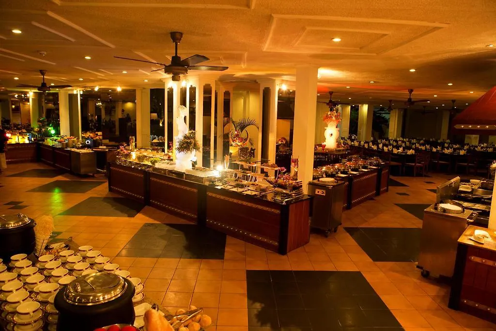 Mahaweli Reach Hotel Канди