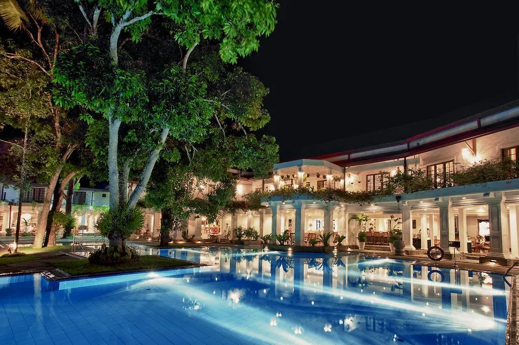 Mahaweli Reach Hotel Канди 5*,  Шри-Ланка